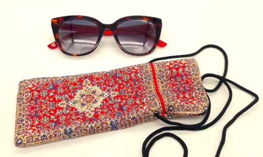 Red oriental glasses case (3)